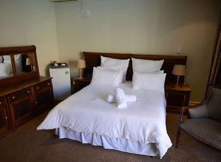 Norscot Manor Guest Lodge Sandton Luaran gambar